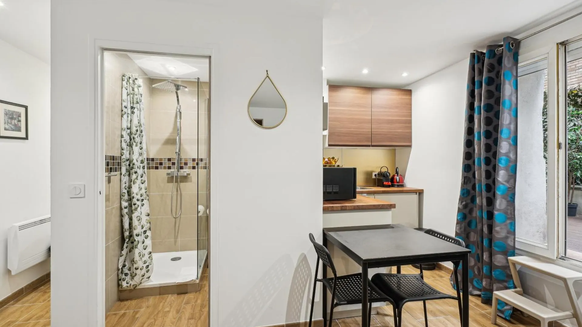 Tour Eiffel Apartman